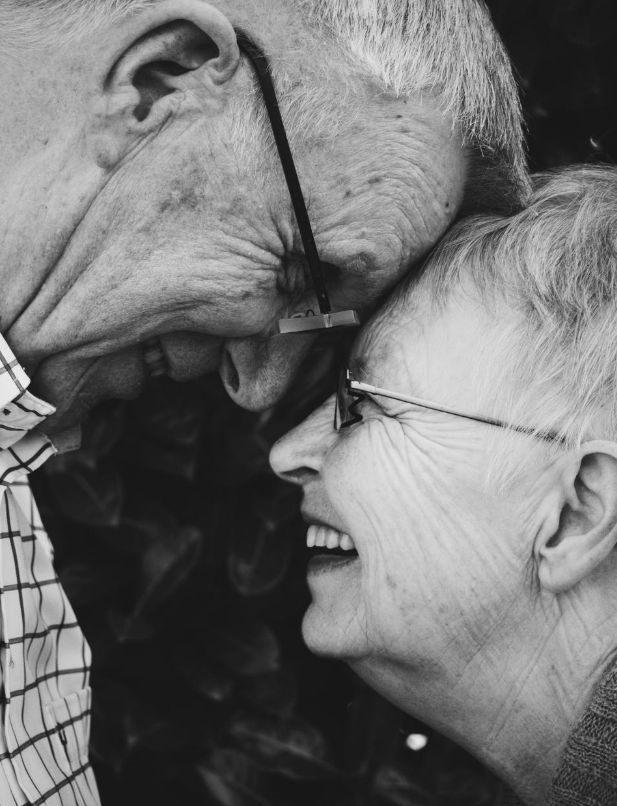 婚姻是爱情面包缺一不可!给想婚情侣的8个建议第8张